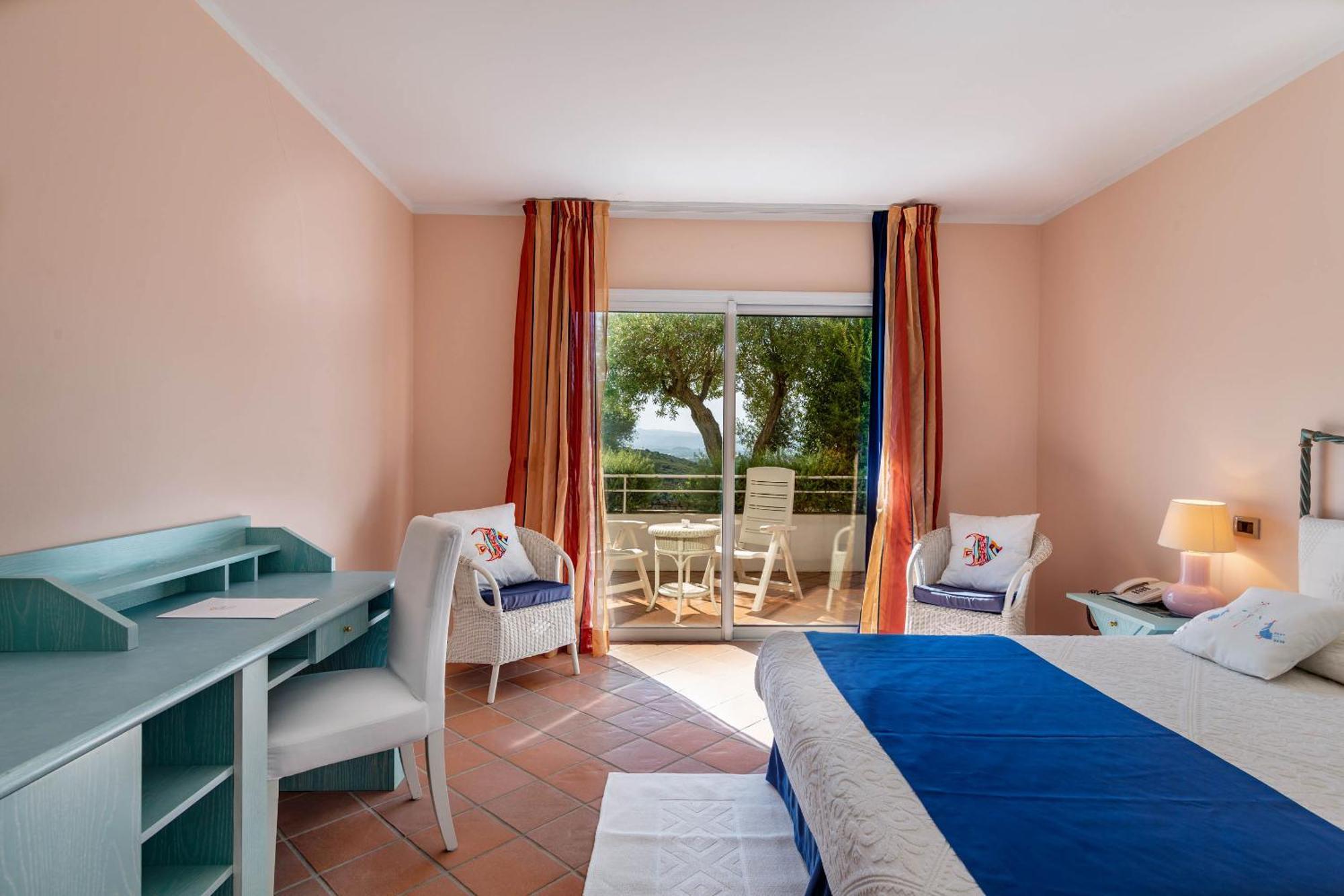 Hotel Luna Lughente Olbia Camera foto
